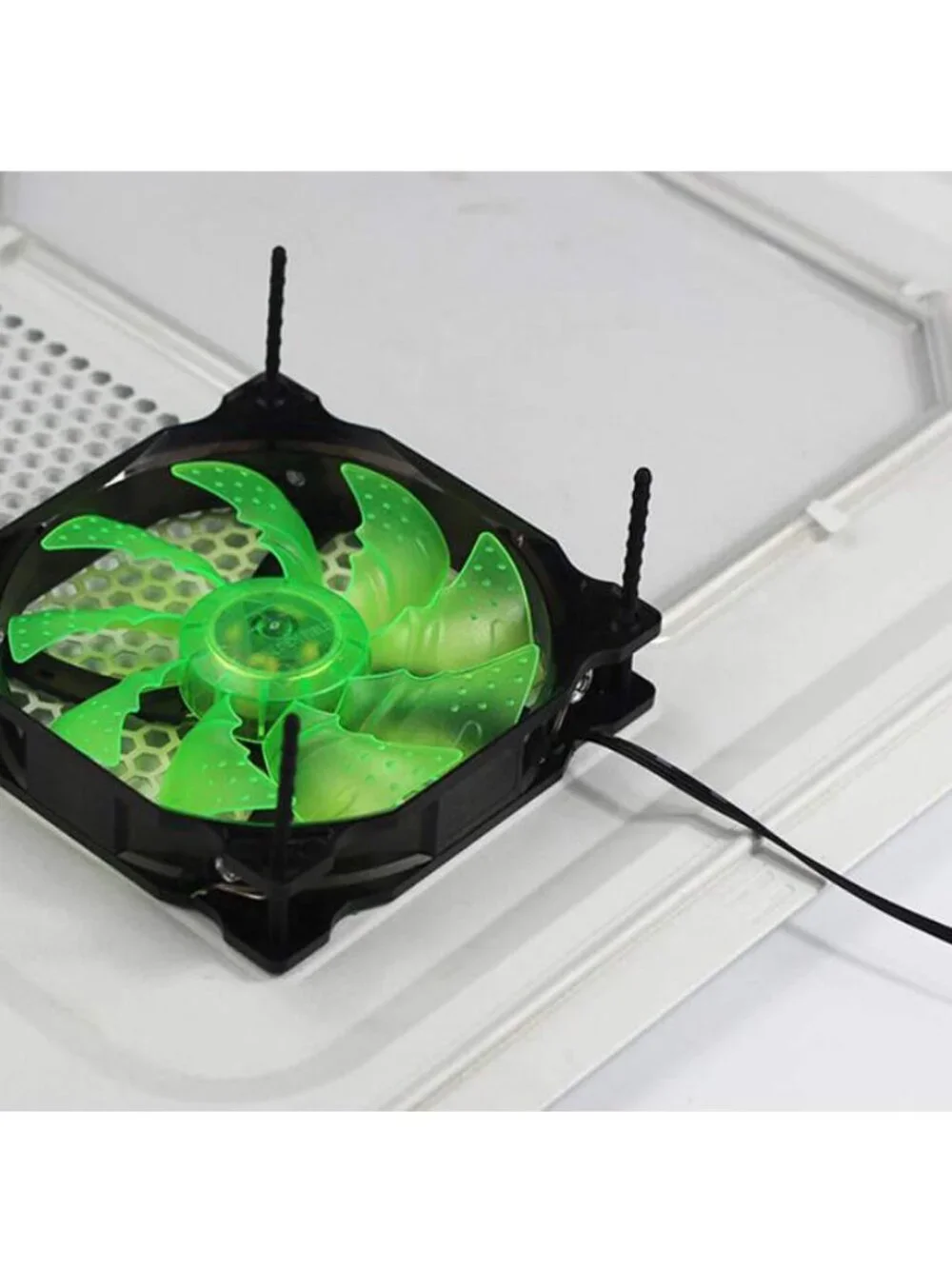 20PCS PC Case Fans Computer Cooling Fan Mount Screws, CPU Fan Mounting Pin Rivet